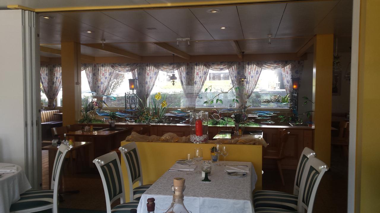 Hotel Restaurant Kloesterli Pieterlen Exterior foto